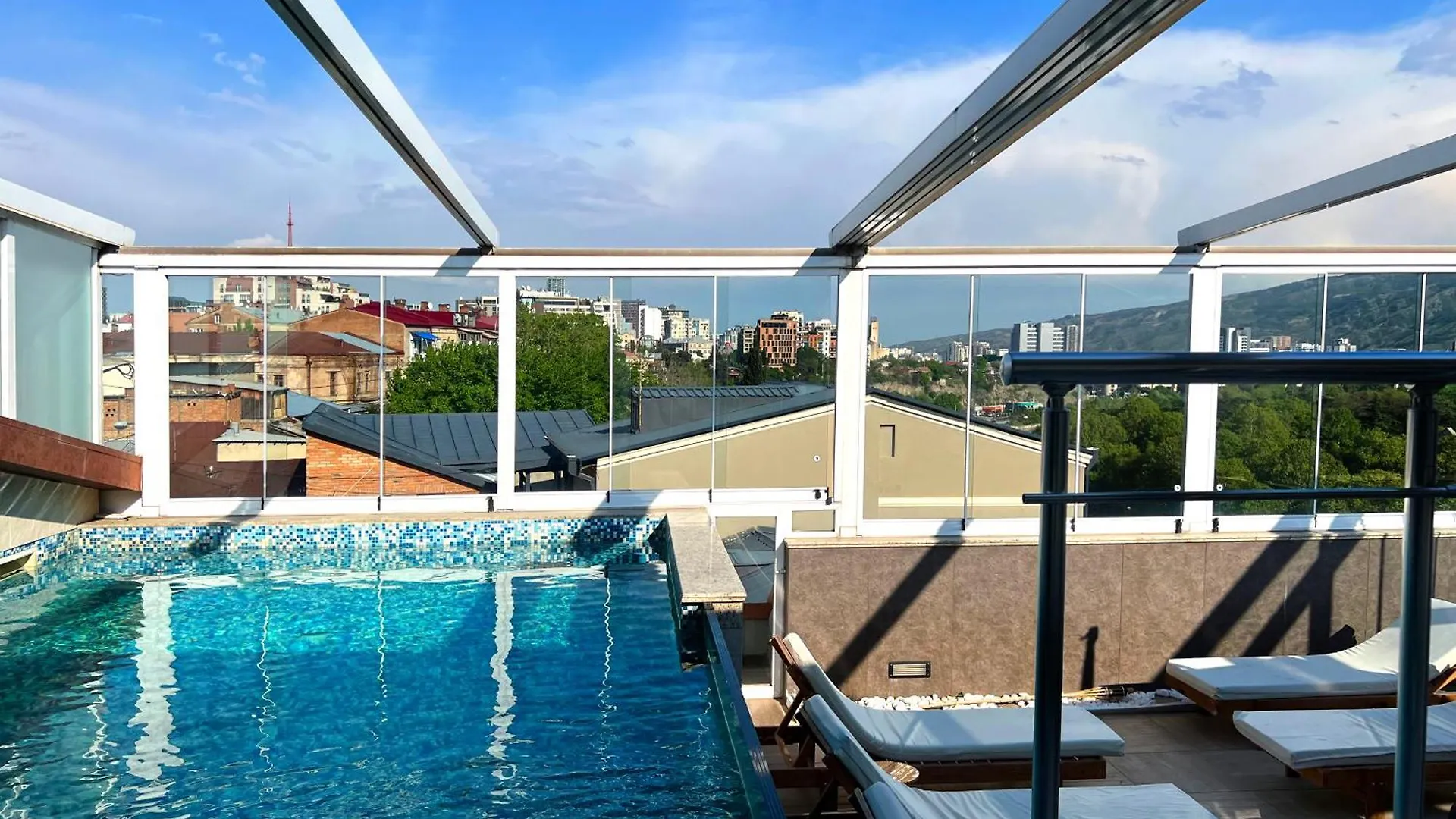 ****  Sota Metekhi Hotel Tbiliszi Grúzia