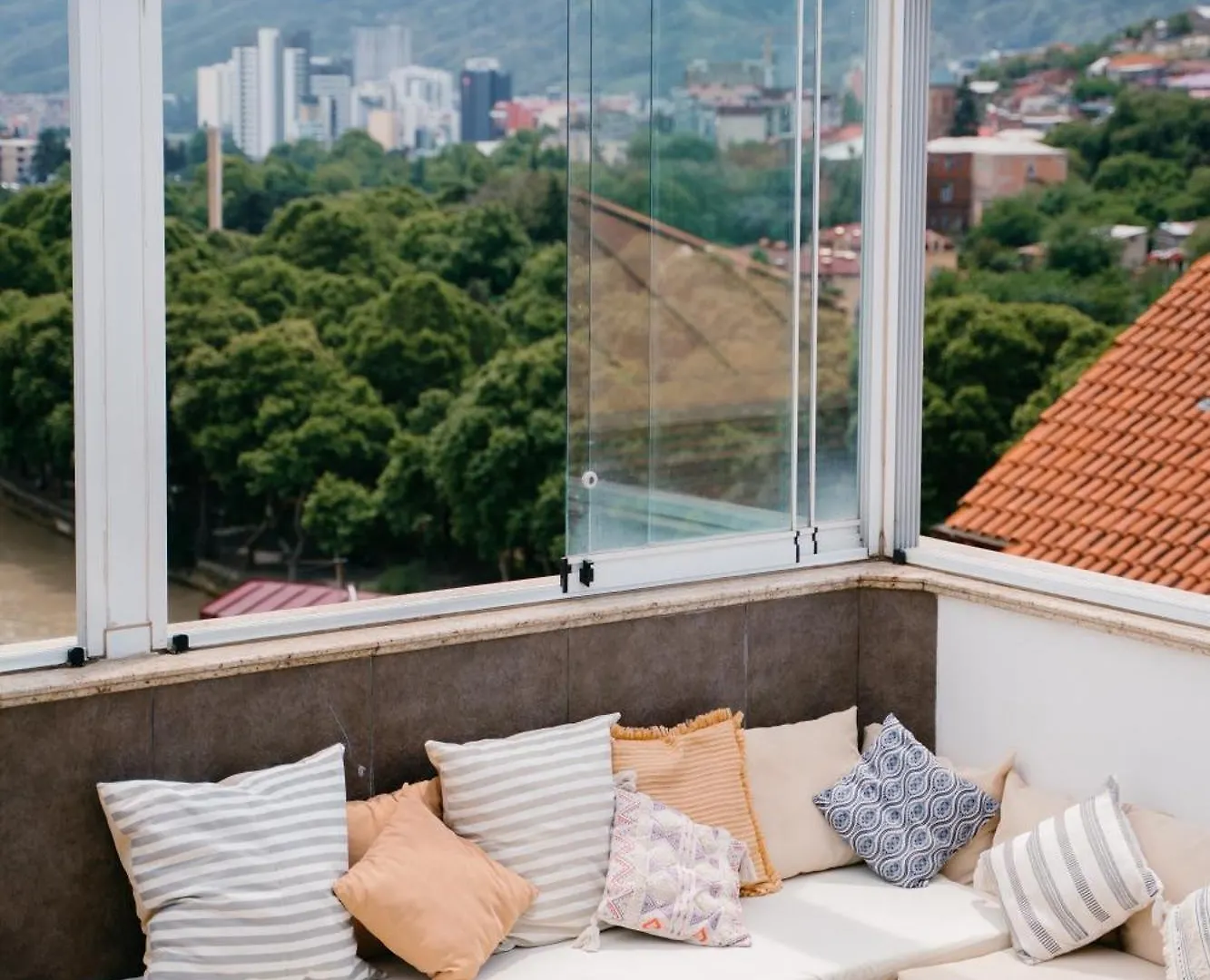 ****  Sota Metekhi Hotel Tbilisi Gruzja